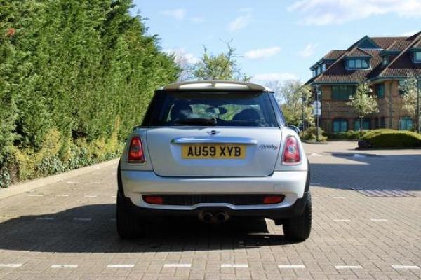 MINI Hatch 1.6 Cooper S Camden Hatchback 3dr Petrol Manual Euro 5 (175 ps)