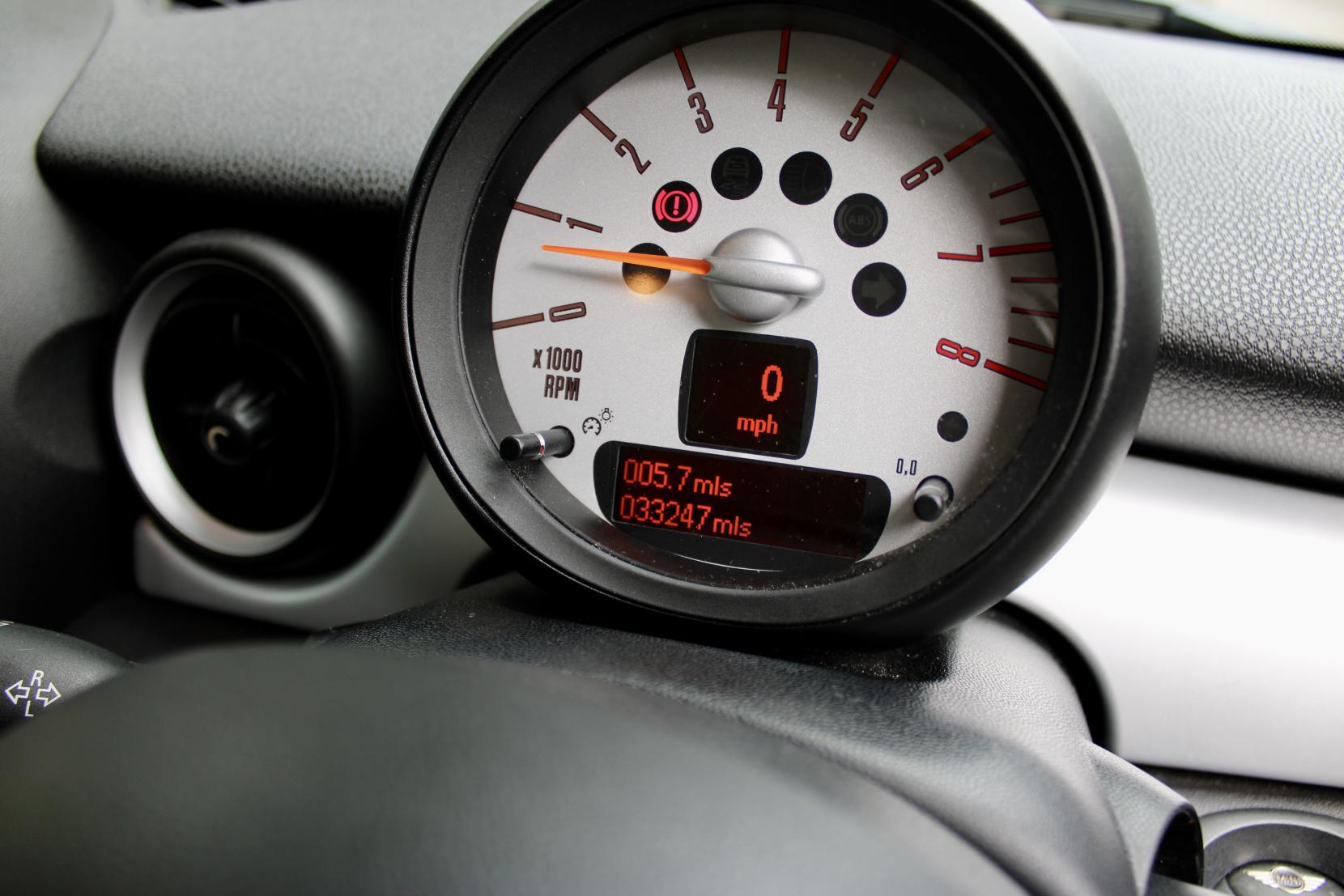 MINI Hatch 1.6 Cooper Hatchback 3dr Petrol Manual Euro 5 (s/s) (122 ps)