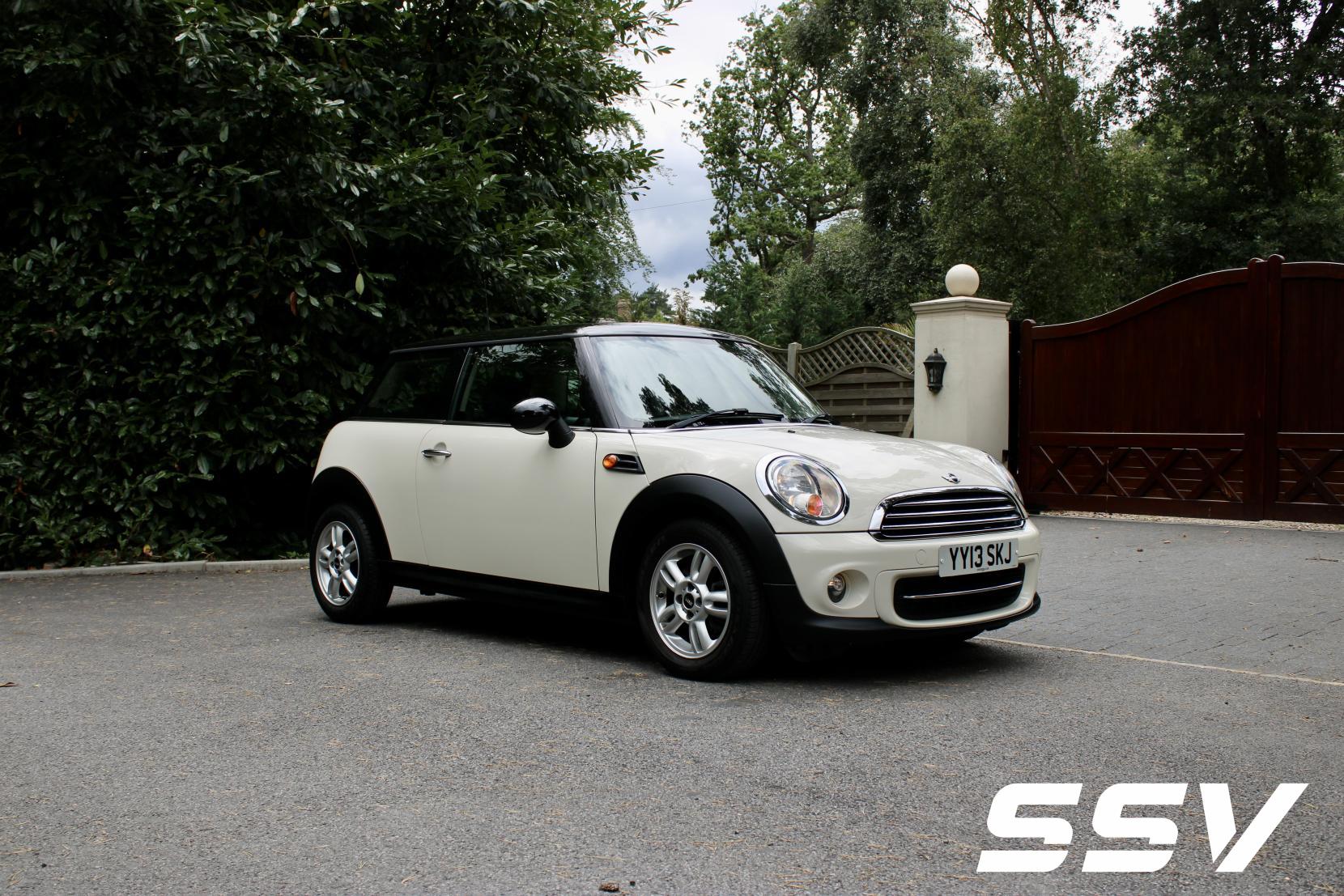 MINI Hatch 1.6 Cooper Hatchback 3dr Petrol Manual Euro 5 (s/s) (122 ps)