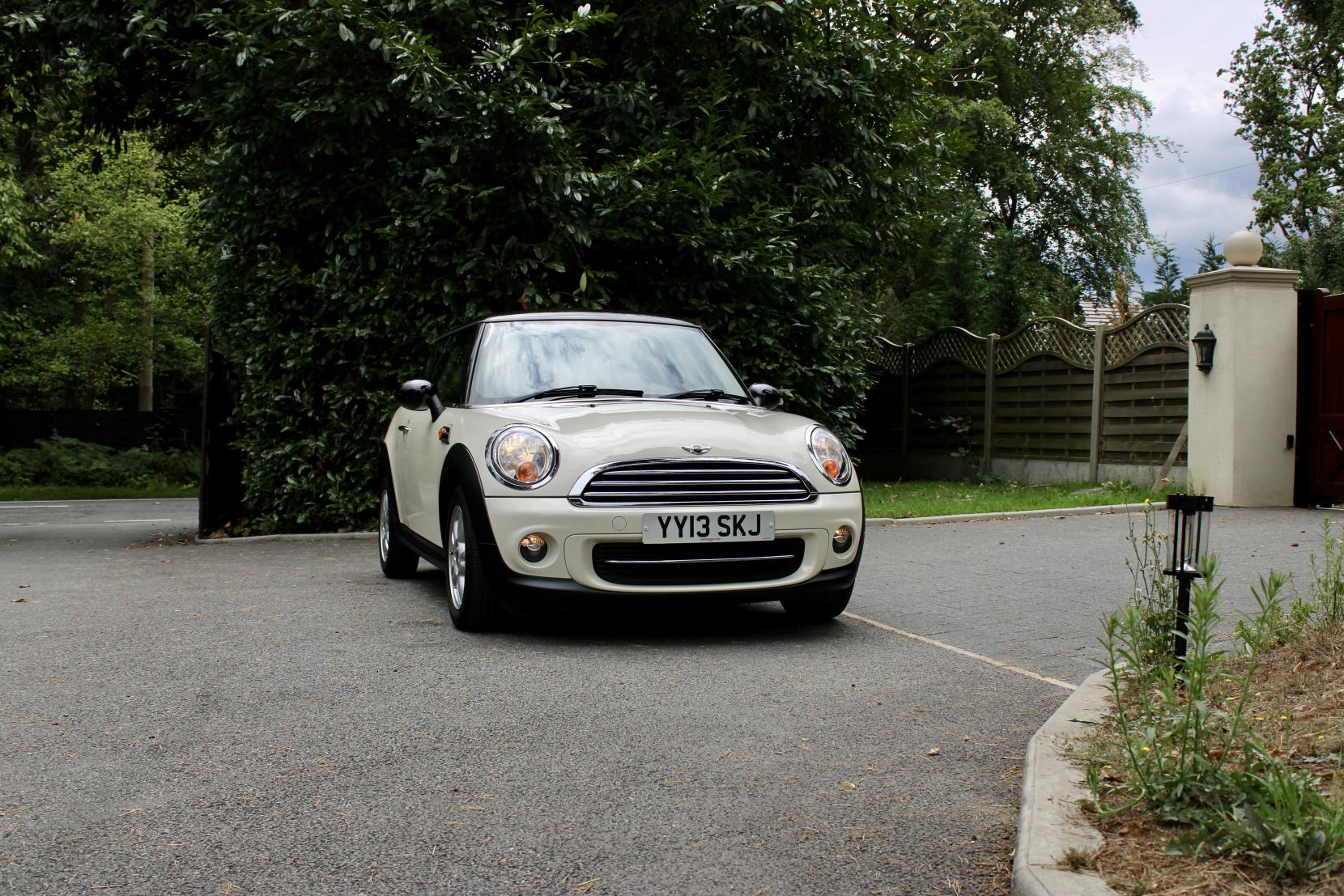 MINI Hatch 1.6 Cooper Hatchback 3dr Petrol Manual Euro 5 (s/s) (122 ps)