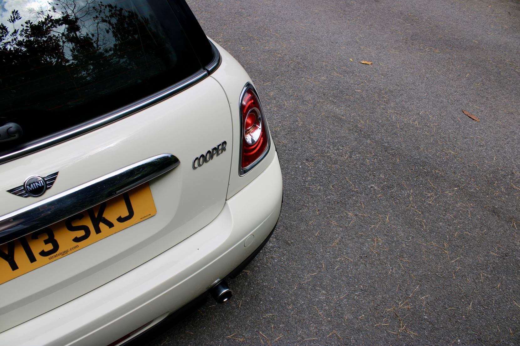 MINI Hatch 1.6 Cooper Hatchback 3dr Petrol Manual Euro 5 (s/s) (122 ps)