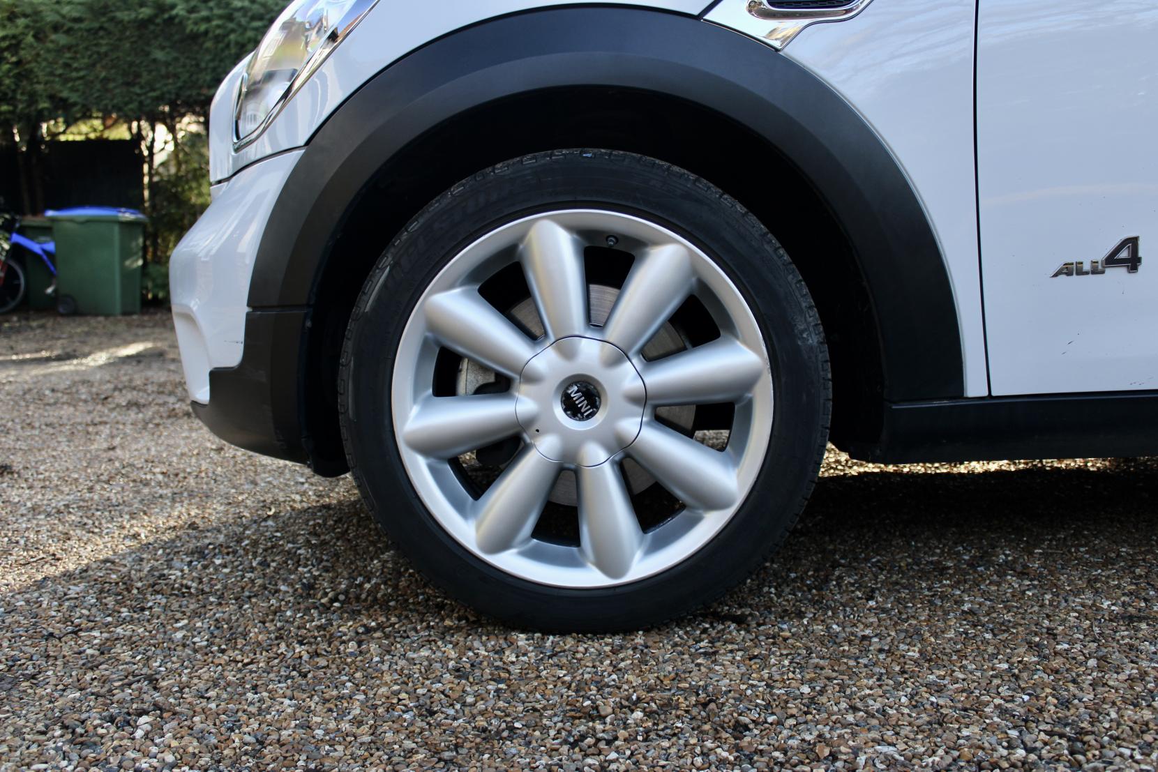 MINI Countryman 1.6 Cooper S SUV 5dr Petrol Steptronic ALL4 Euro 5 (184 ps)