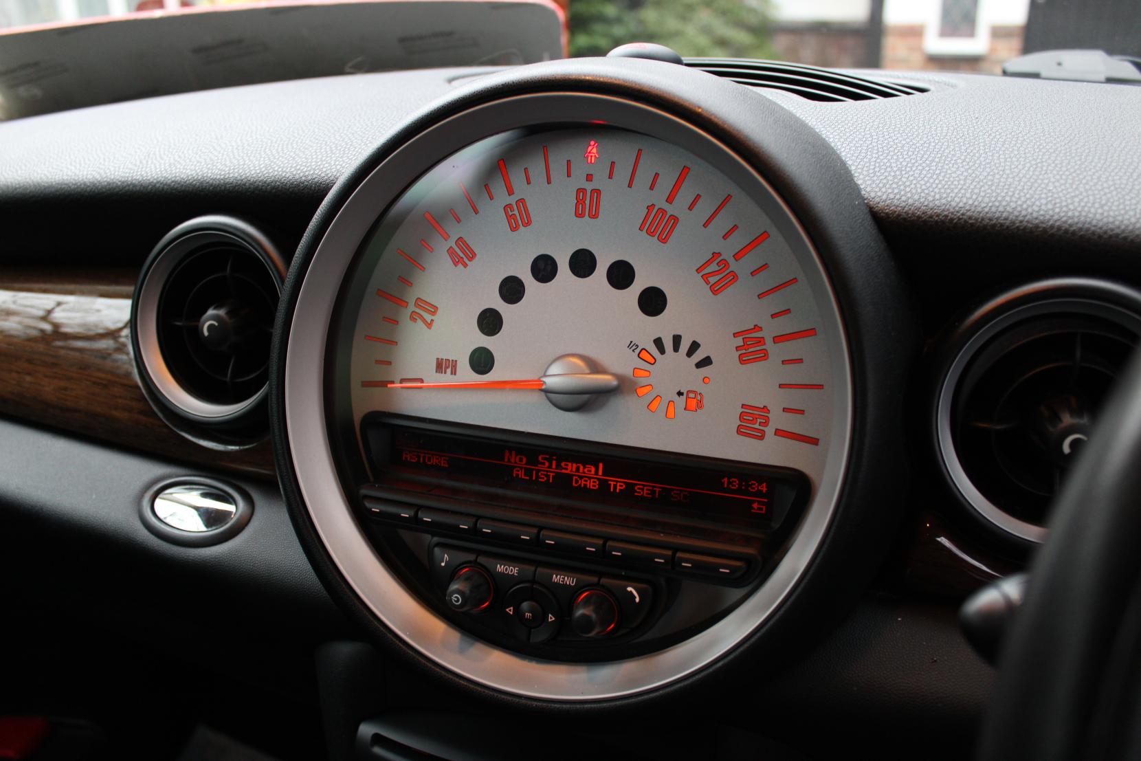 MINI Hatch 1.6 Cooper Hatchback 3dr Petrol Manual Euro 5 (s/s) (122 ps)