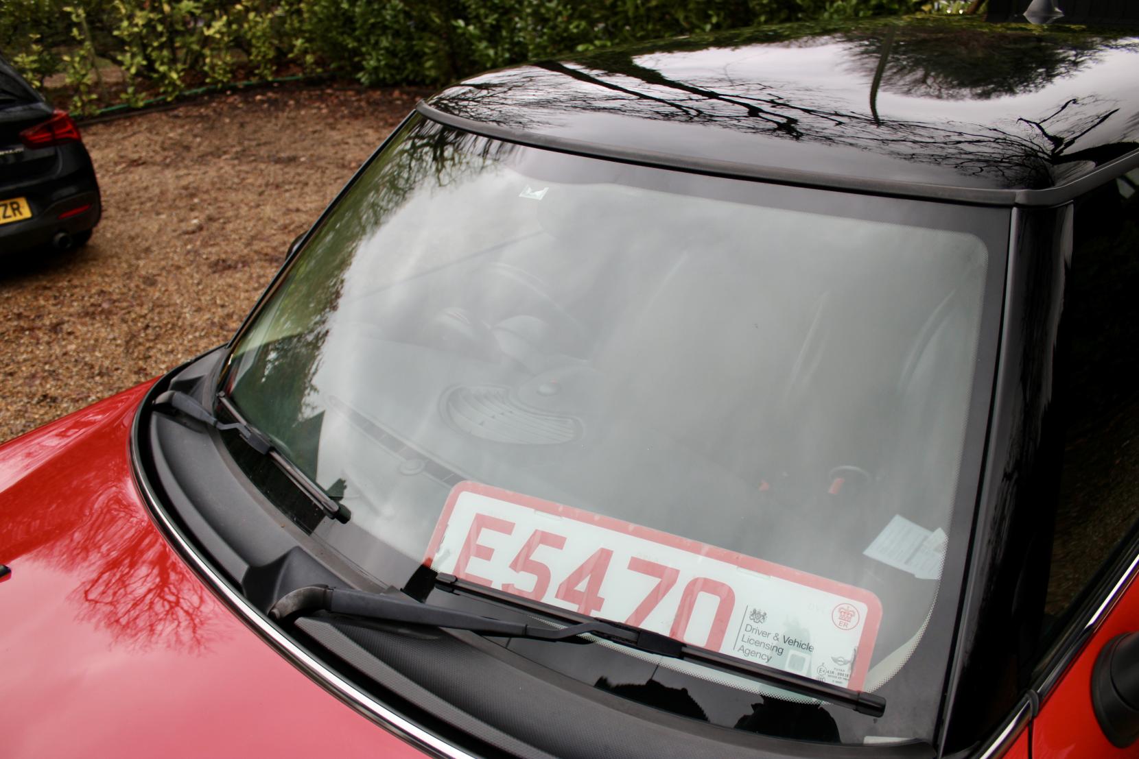 MINI Hatch 1.6 Cooper Hatchback 3dr Petrol Manual Euro 5 (s/s) (122 ps)