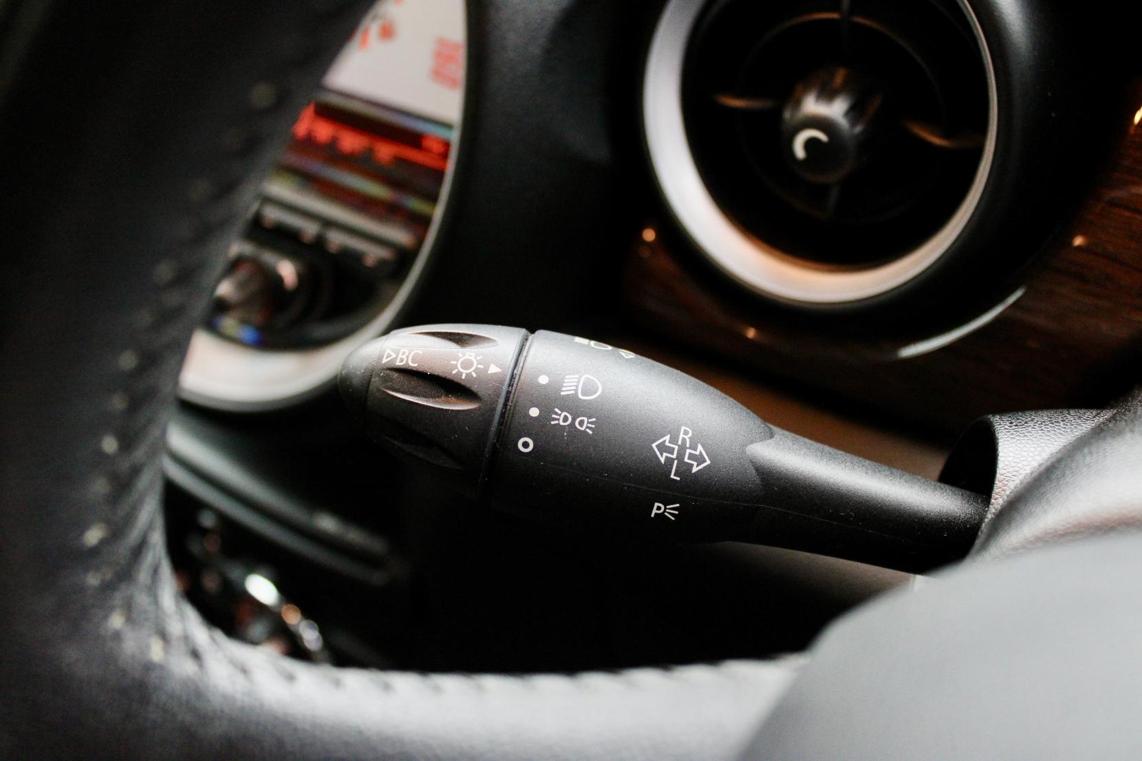 MINI Hatch 1.6 Cooper Hatchback 3dr Petrol Manual Euro 5 (s/s) (122 ps)